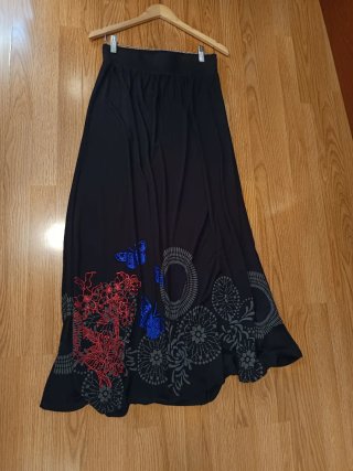 Falda Larga Desigual Estampada Talla M