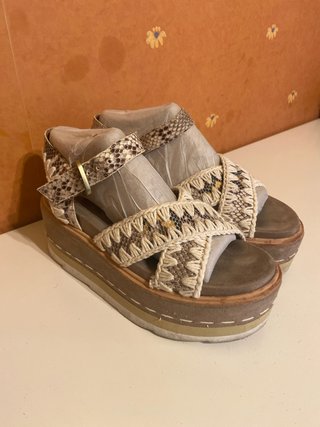Sandalias Mou Beige Multicolor
