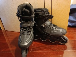 Patines en línea negros talla 38