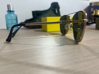 Gafas de sol Hawkers sin usar