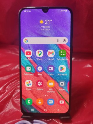 Samsung Galaxy A40 Cargador y Cable