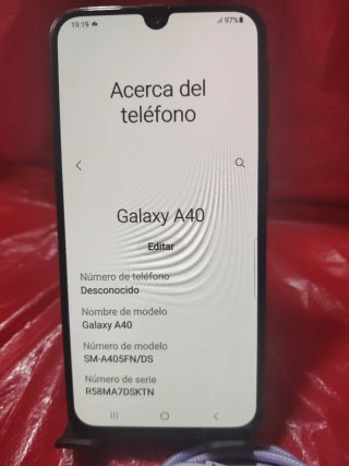 Samsung Galaxy A40 Cargador y Cable