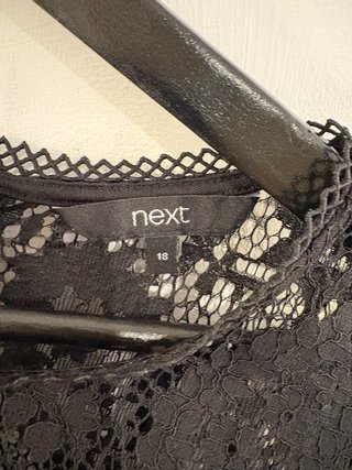Blusa encaje negra manga corta Talla S