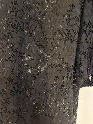 Blusa encaje negra manga corta Talla S