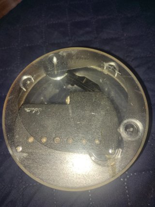 Pastilla Schaller para guitarra acústica