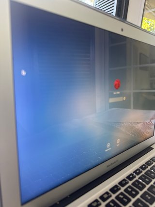 MacBook Air 13” 2015 i5 4GB 128GB