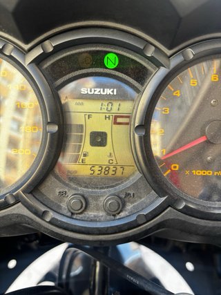 Suzuki V-Strom 650