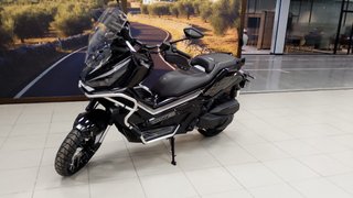 Zontes 368G ADV Negra - Última Unidad