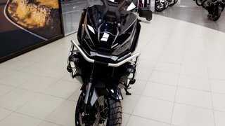 Zontes 368G ADV Negra - Última Unidad
