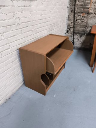 Mueble TV madera marrón