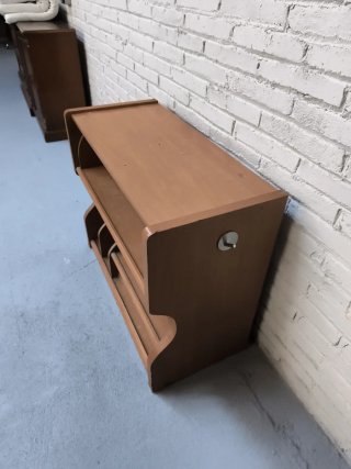 Mueble TV madera marrón