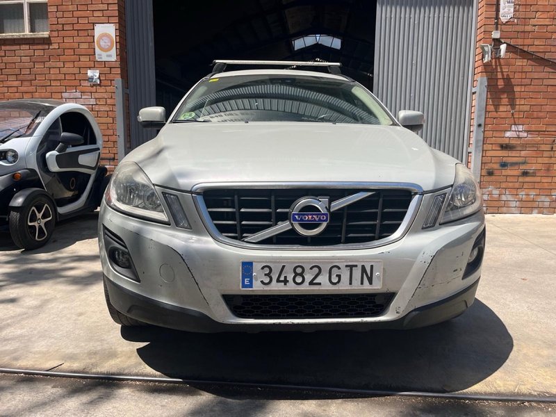 Volvo XC60 2010 - foto 1
