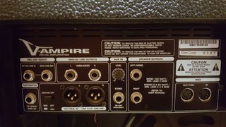 Amplificador Behringer Vampire LX210 Guitarra