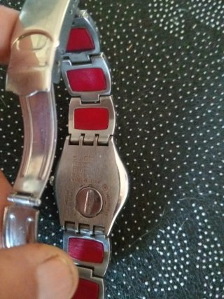 Orologio Swatch Rosso e Argento
