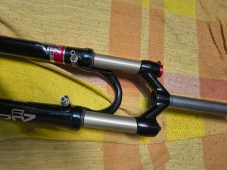 Horquilla Manitou R7 26" aire