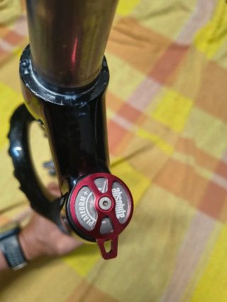 Horquilla Manitou R7 26" aire