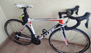 Bicicleta Cube Agree Carbono Talla M