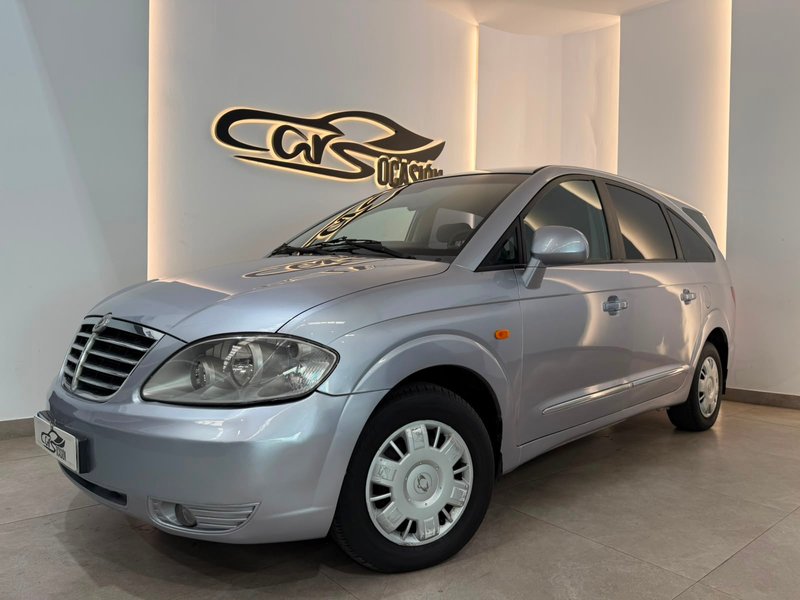 SsangYong Rodius 2012 - foto 1