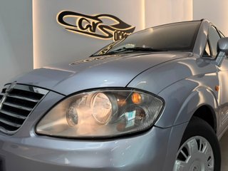 SsangYong Rodius 2012
