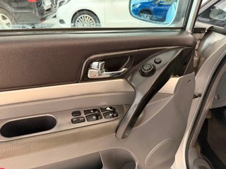 SsangYong Rodius 2012