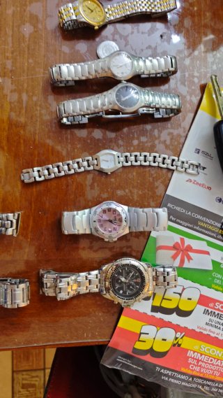 Lotto vari orologi uomo donna leggi descrizione