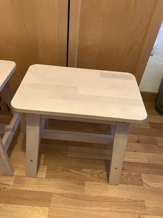 Taburetes de madera Ikea