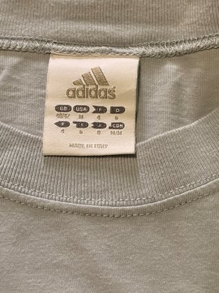 Maglia Adidas grigia con strisce azzurre
