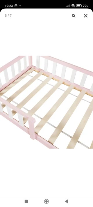 Cama infantil casa pino Sisimiut