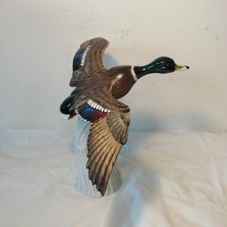 Figura Porcelana- Martinu- Pato en vuelo 21 cm
