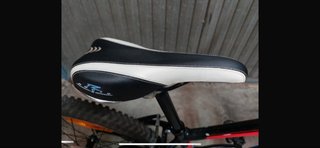 Bicicleta Trek Negra y Azul