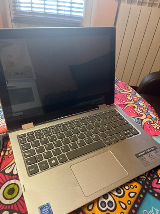 Lenovo Yoga 330 Táctil 2 en 1