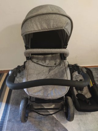 Passeggino grigio