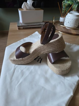 Sandalias Zara Cuña Yute Marrón