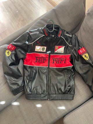 Chaqueta Ferrari Negra y Roja