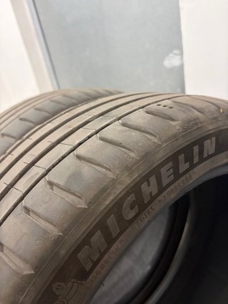 NeumáticosMichelin 215/45 ZR 17 Pilot sport 5