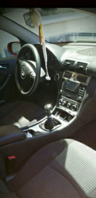 Mercedes-Benz Clase C 2004