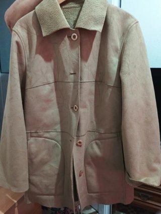 Chaqueta mujer beige sin uso