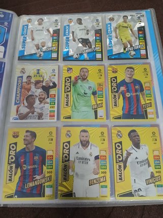 Álbum Adrenalyn 22-23 con 622 cromos