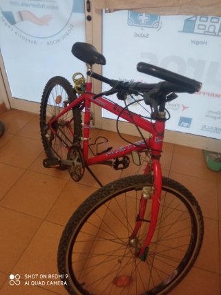 Bicicleta SHIMANO ROCK Roja