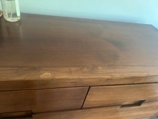 Cómoda de madera