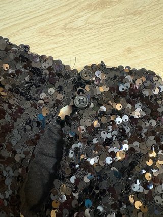 Top nero paillettes
