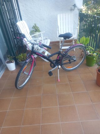 Bicicleta infantil Btwin rosa