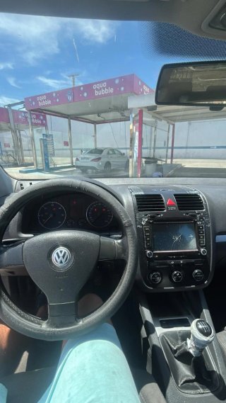 Volkswagen Golf 2004