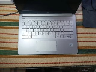 Laptop HP i5-1035G1 Windows 11 Gris