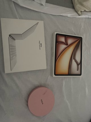 Cajas Apple iPad Magic Keyboard y Air