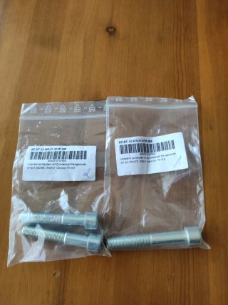 Kit de montaje tornillería y espaciadores