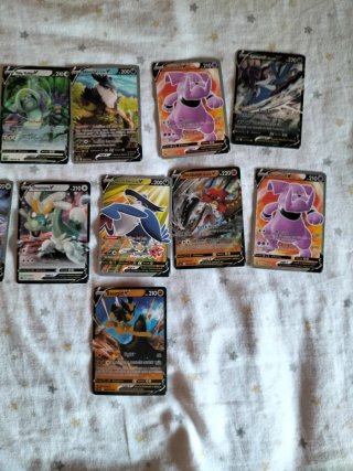 Cartas Pokémon V - Lote Variado