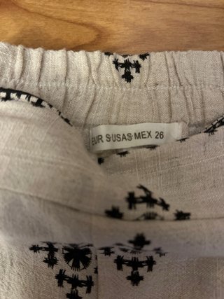 Pantalón ancho beige estampado negro lino y viscos