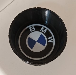 Svuotatasche Design Pneumatico BMW