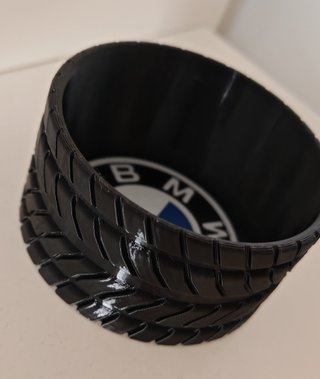 Svuotatasche Design Pneumatico BMW